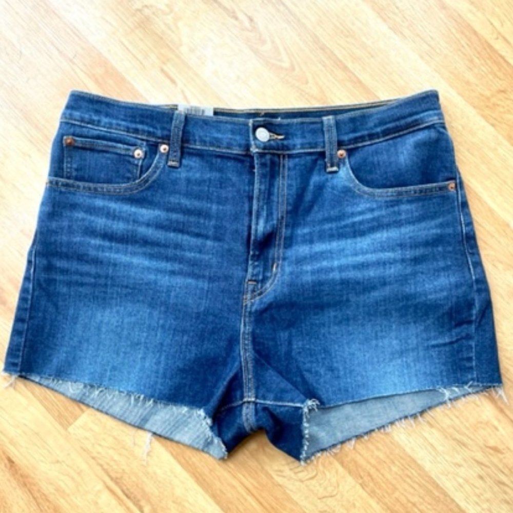 Levi's High-Rise (NWT)